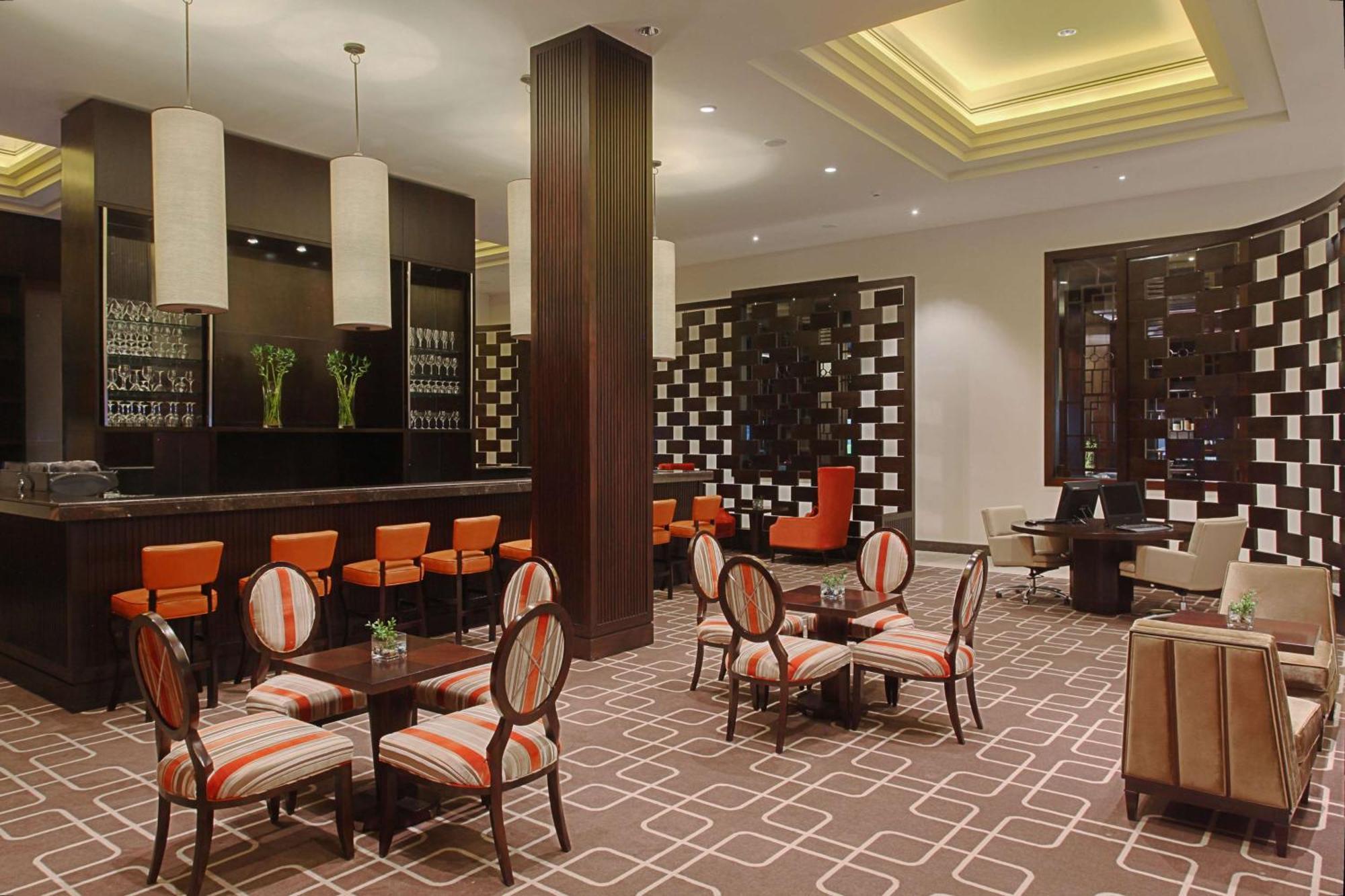 Hilton Душанбе Екстериор снимка